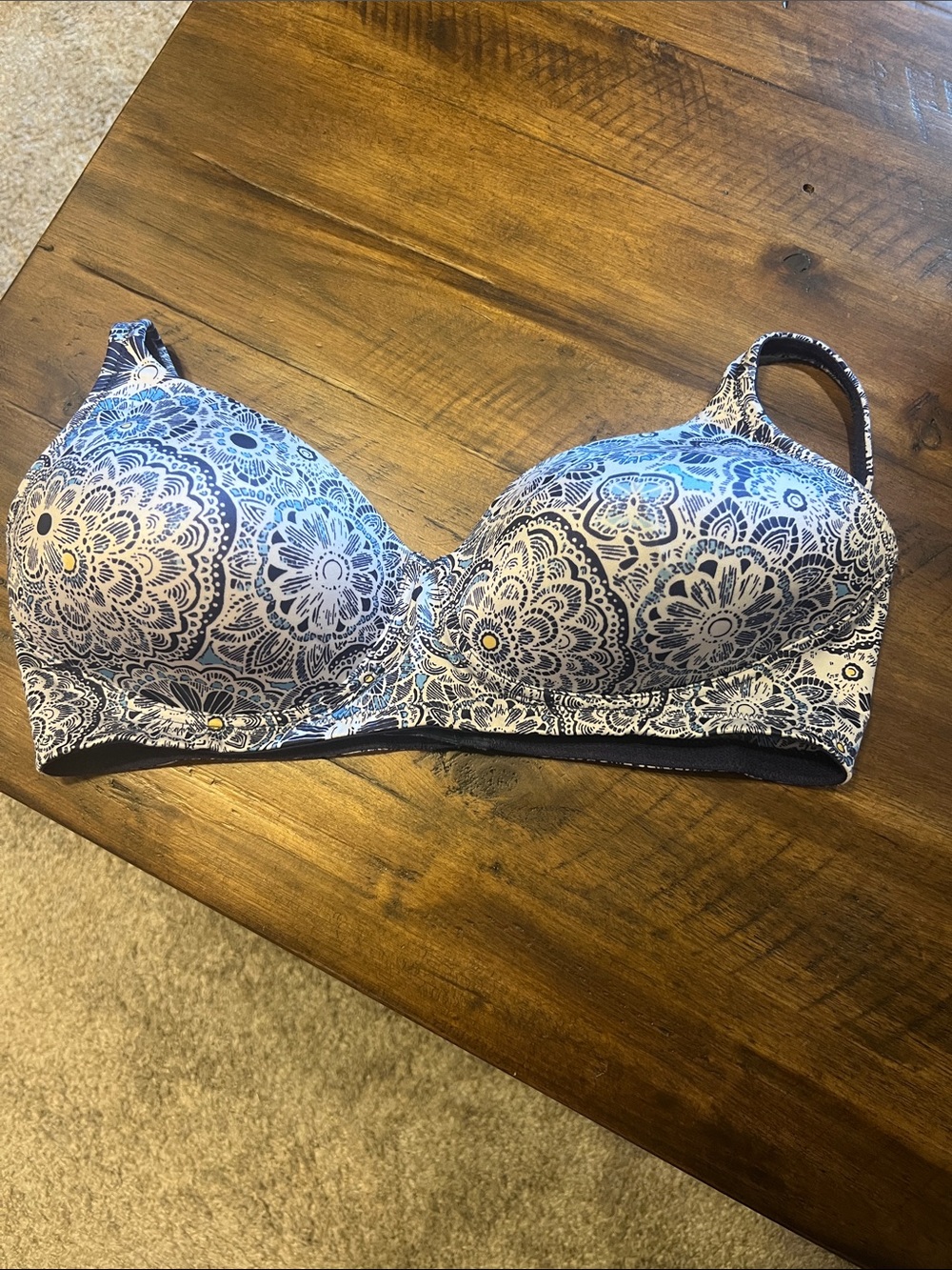 Playtex Blue and White Floral Medallion Underwire Bra